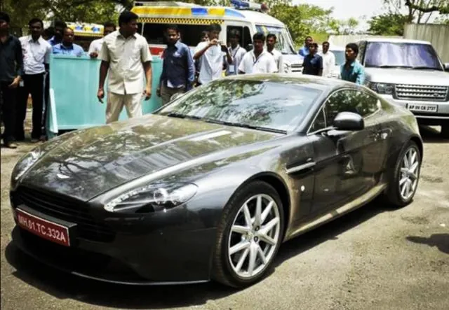 Aston Martin V8 Vantage