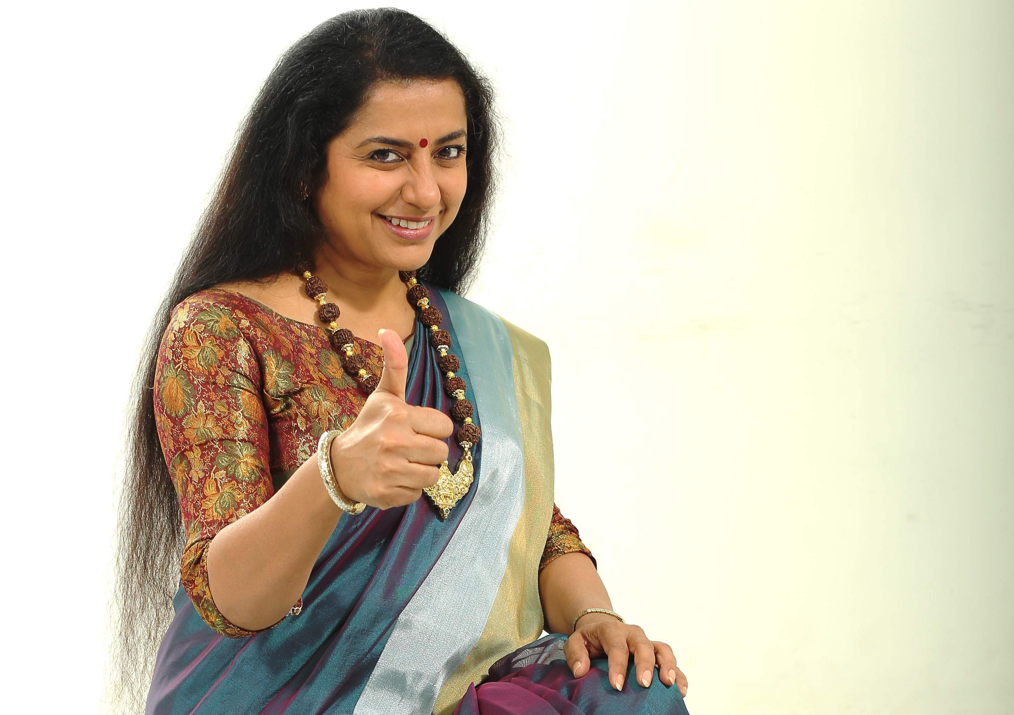 Actors Who Debuted Thorough Padmarajan Movies suhasini