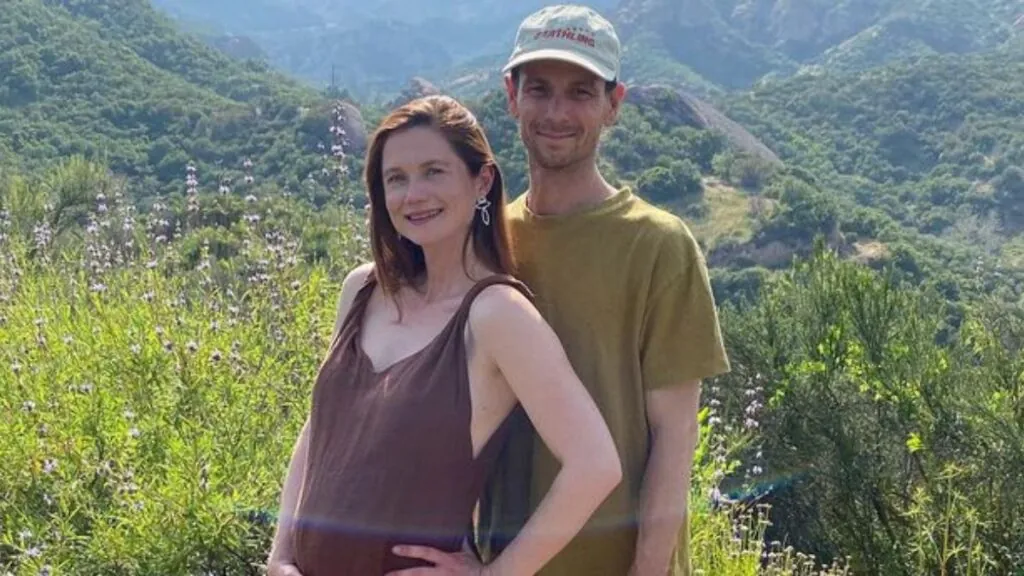 Harry Potter star Bonnie Wright is pregnant