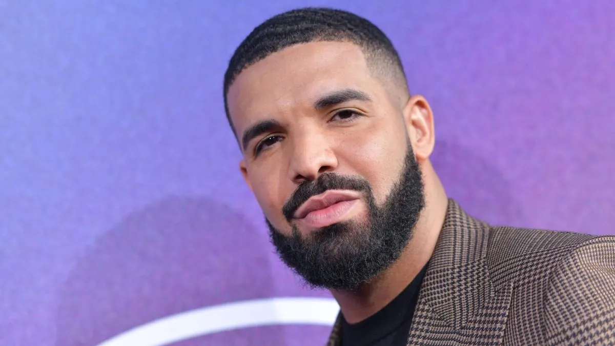 Is Drake Gay? Exploring The Rumors Surrounding The Rapper's Sexuality!