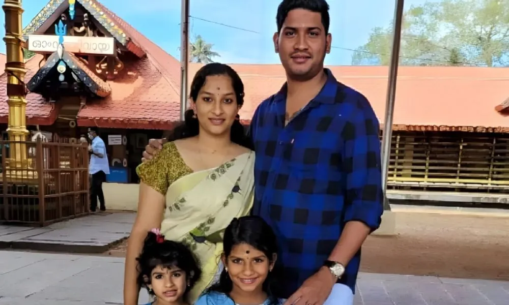 Akhil-Marar-Family