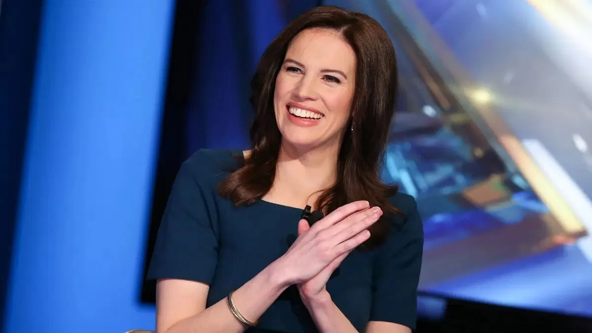 Is Kelly Evans Pregnant? 