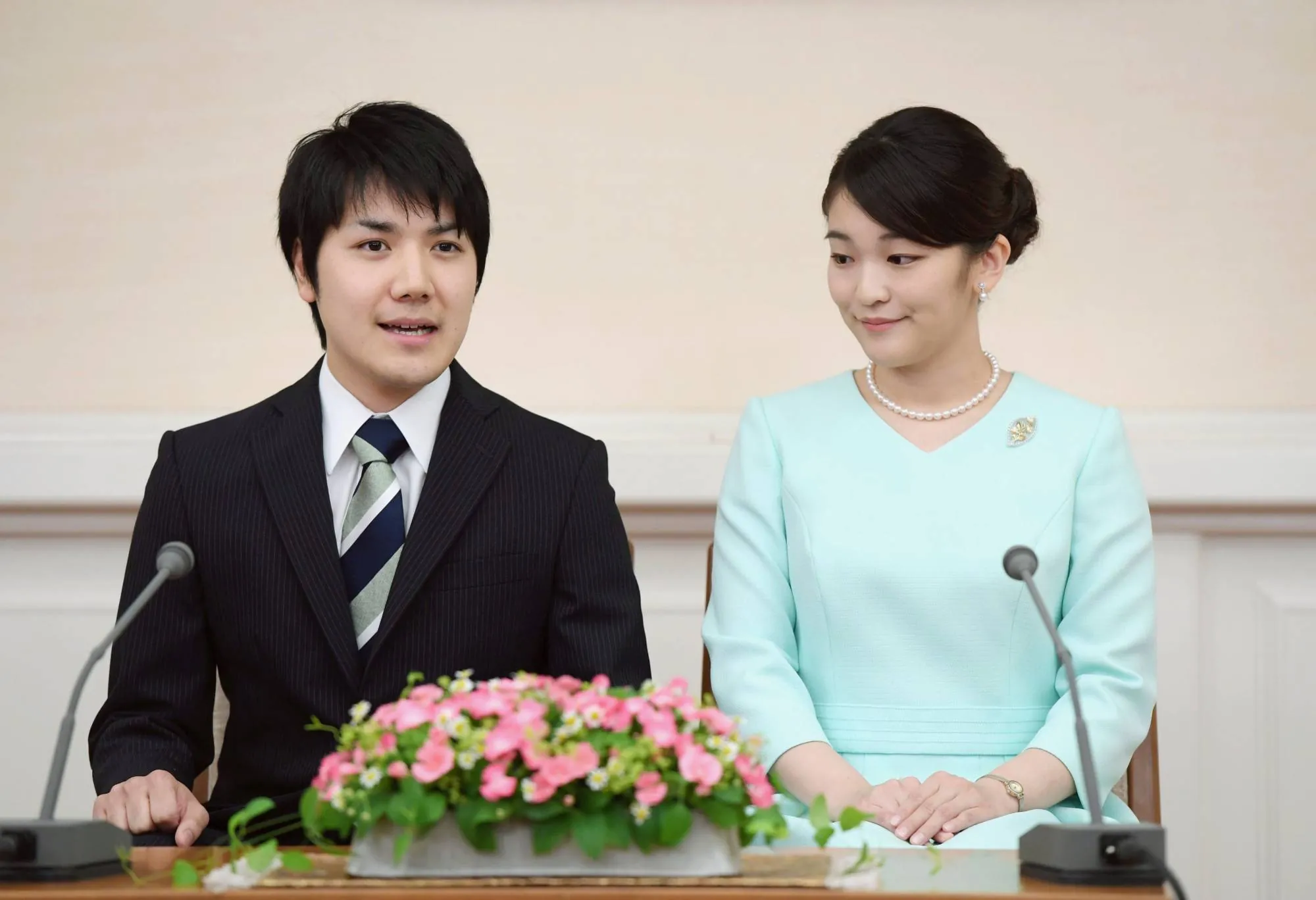 Kei Komuro Is Married To Princess Mako!