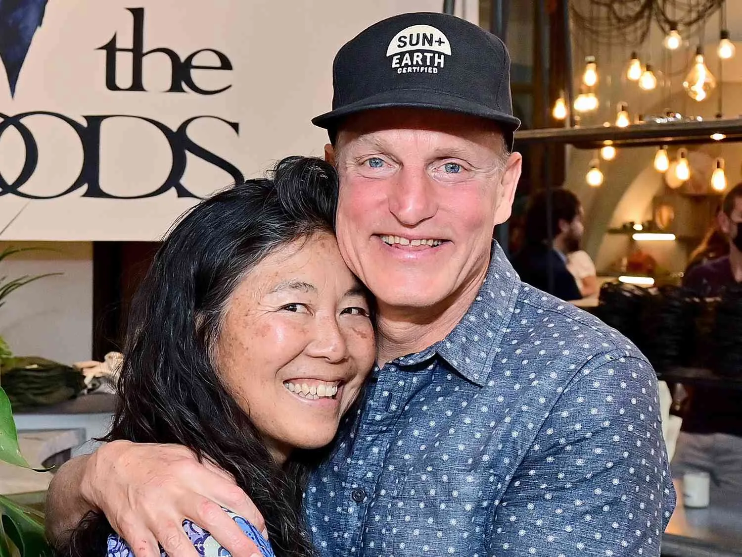 Who Is Woody Harrelson Wife?