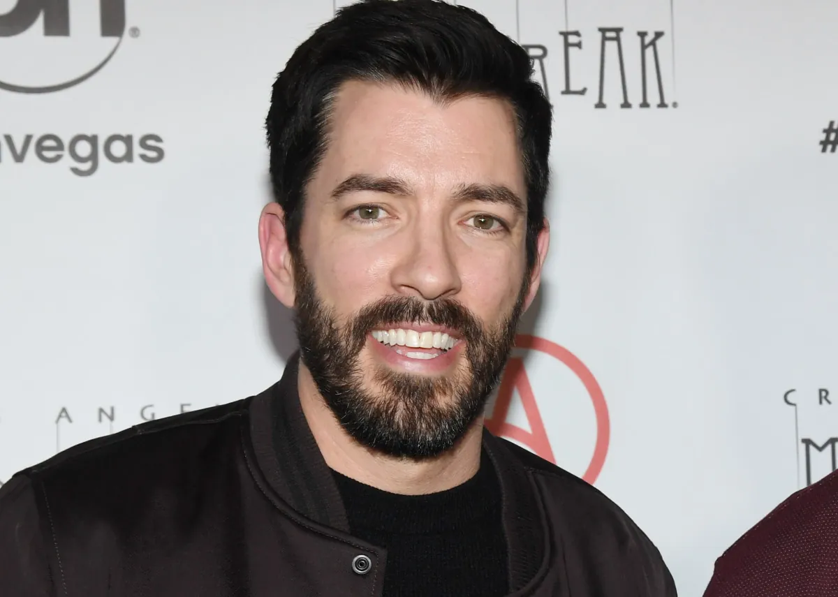 Drew Scott