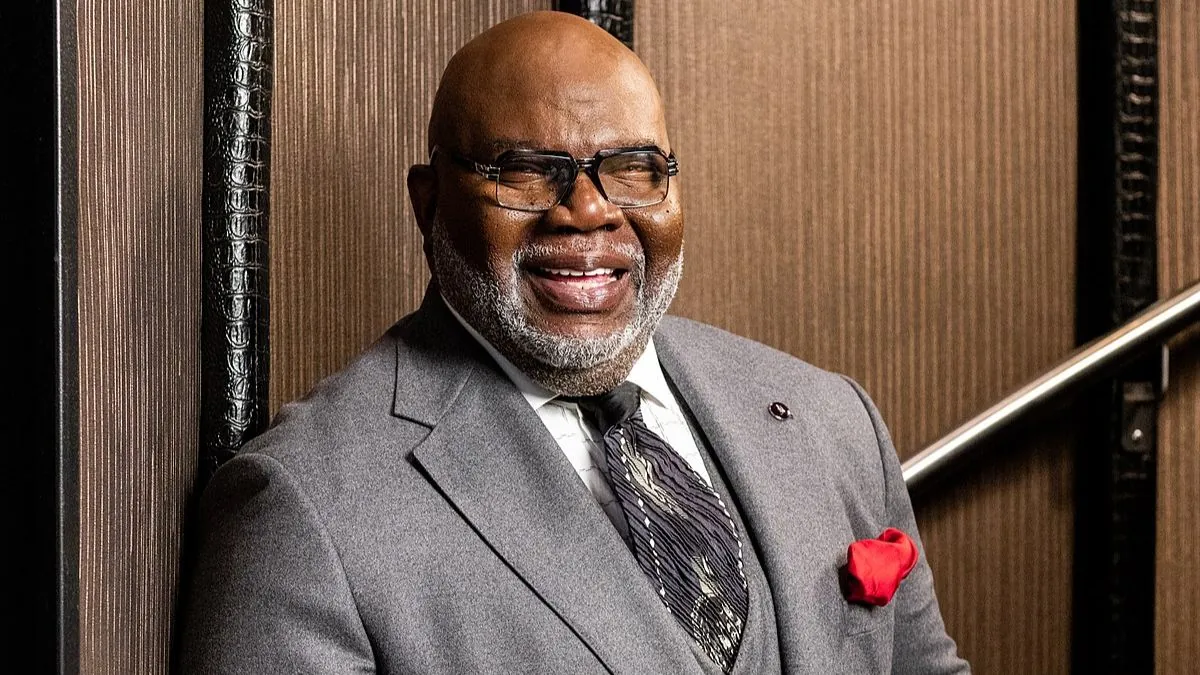 T. D. Jakes Net Worth How Wealthy is the of the Potter's House?